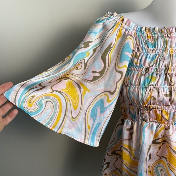 Chenault Women's Abstract Pastel Splash Off Shoulder Bell Sleeve Flared Blouse M - Picture 3 of 16